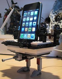 Star-Wars-AT-iPhone-Dock